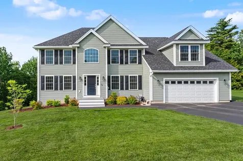 265 Standish Lane Hudson NH 03051