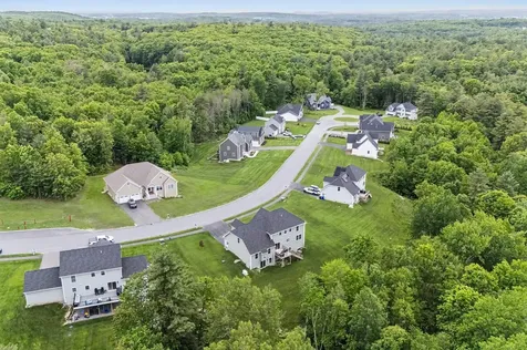 265 Standish Lane Hudson NH 03051