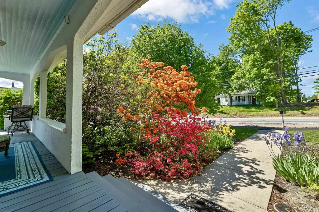159 North Main Street Wolfeboro NH 03894