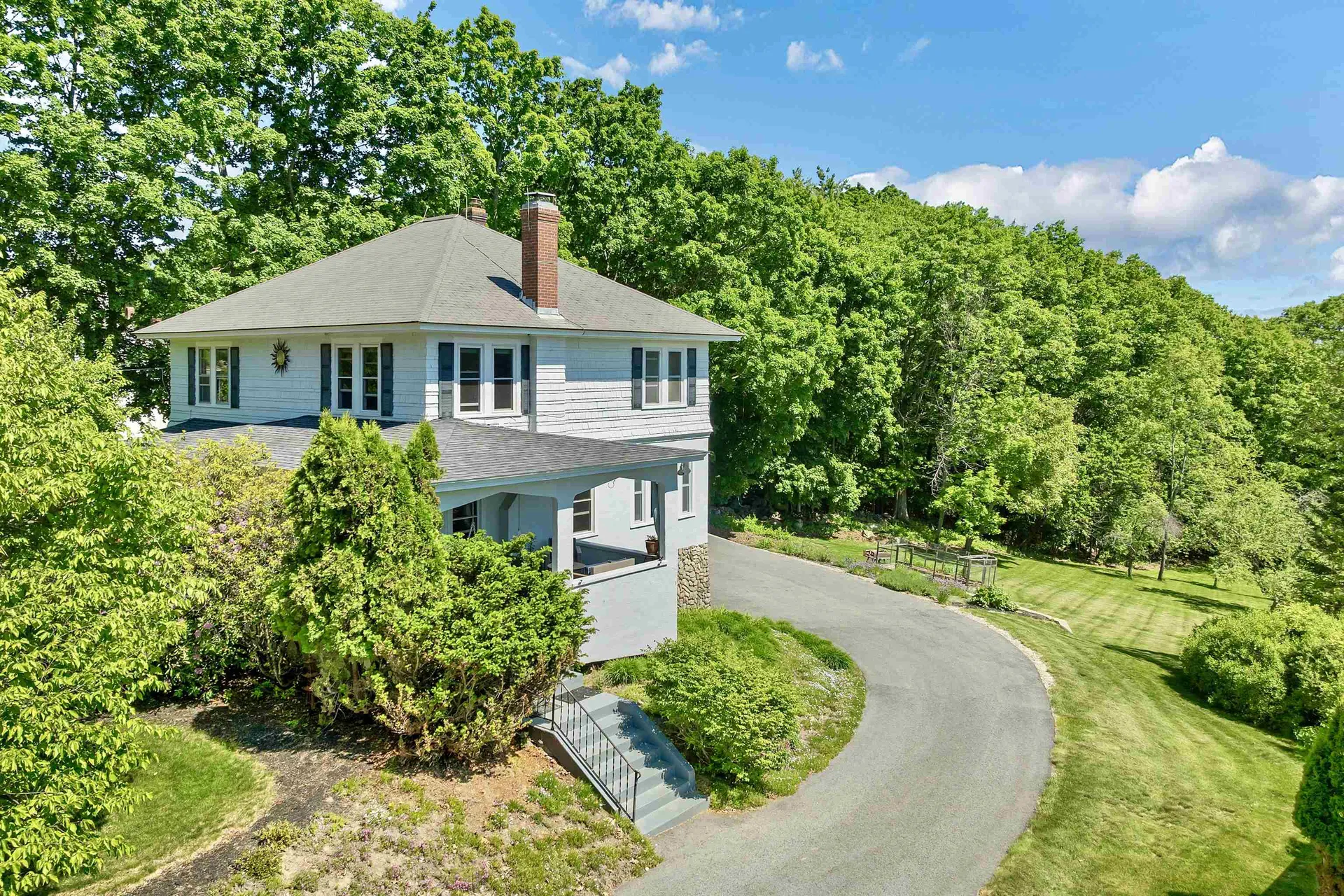 159 North Main Street Wolfeboro NH 03894