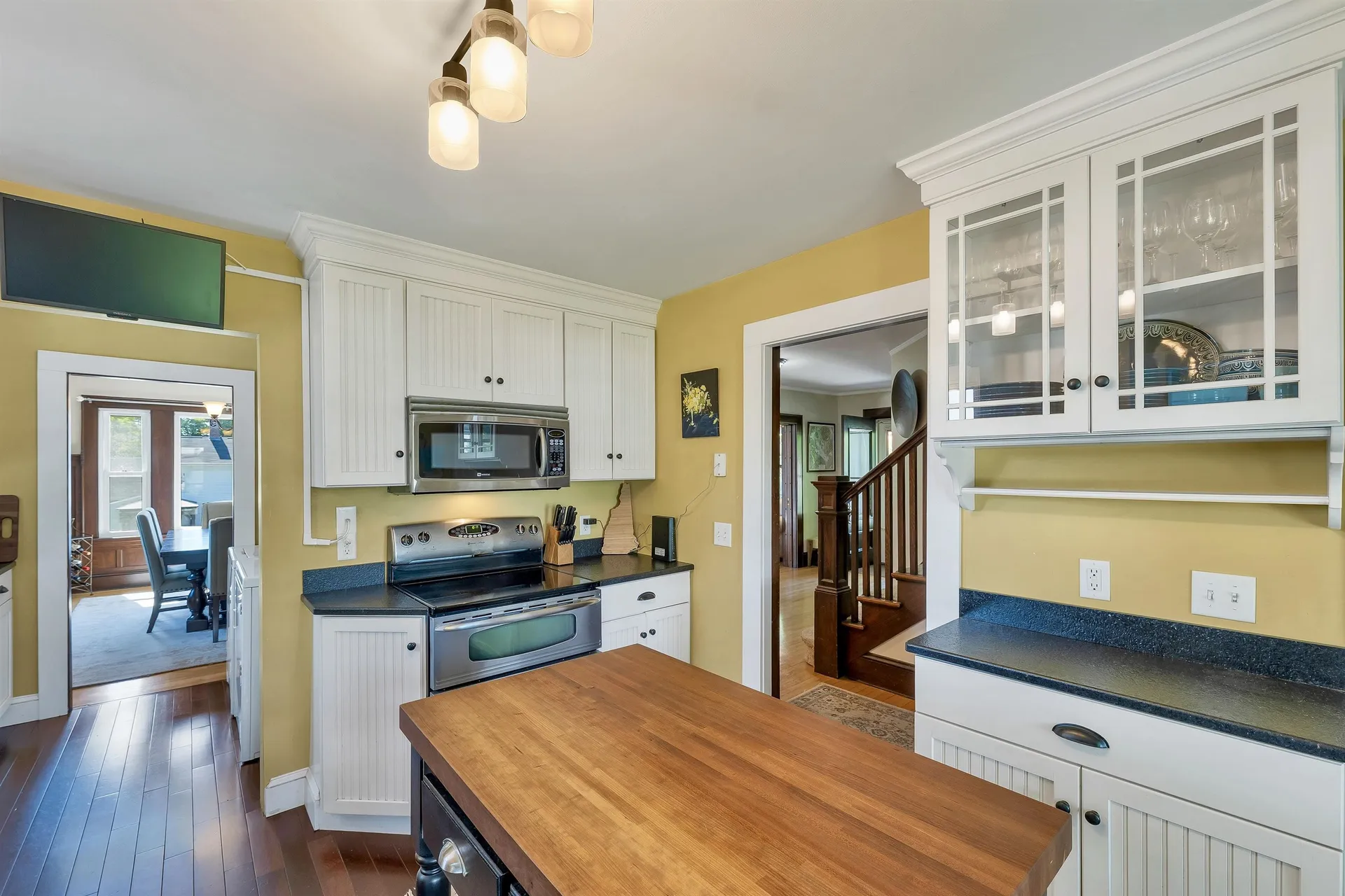 159 North Main Street Wolfeboro NH 03894