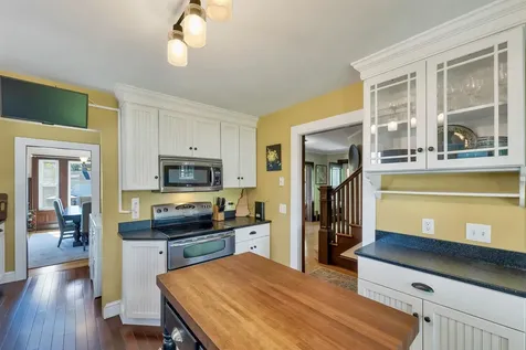 159 North Main Street Wolfeboro NH 03894