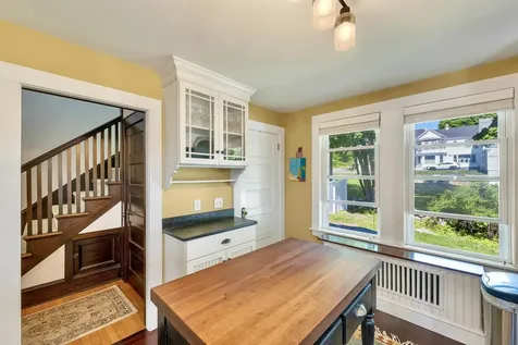 159 North Main Street Wolfeboro NH 03894