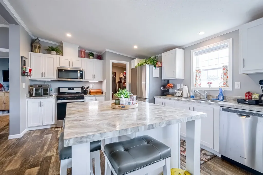 40 Hazel Drive Concord NH 03301