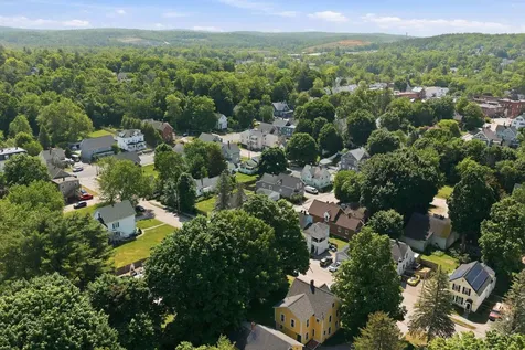 9 Pine Street Pembroke NH 03275