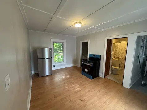 9 Pine Street Pembroke NH 03275