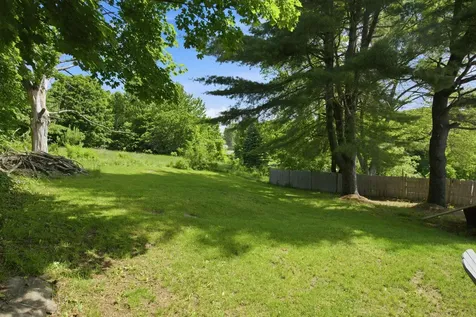 9 Pine Street Pembroke NH 03275