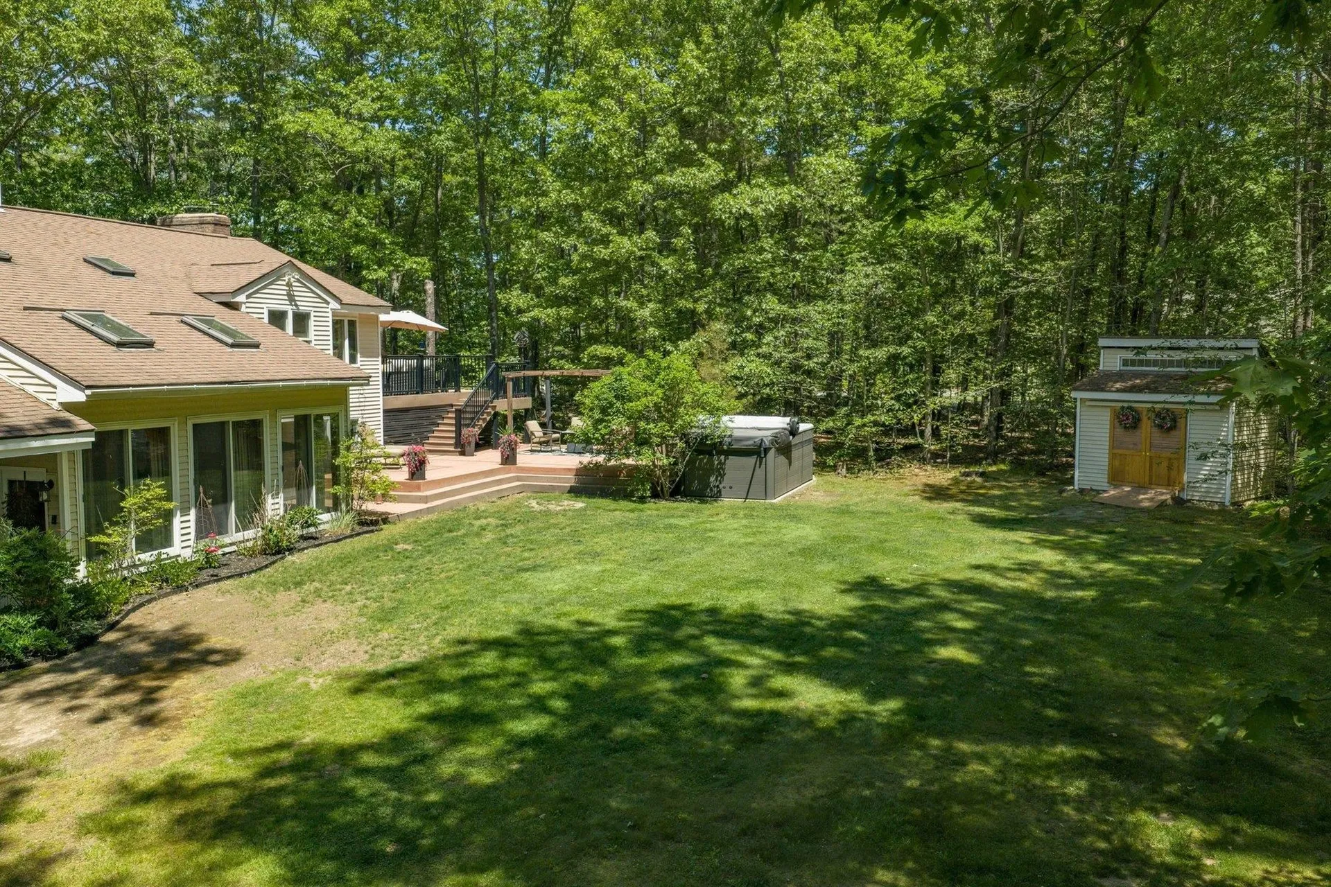 2 Garrison Lane Madbury NH 03823