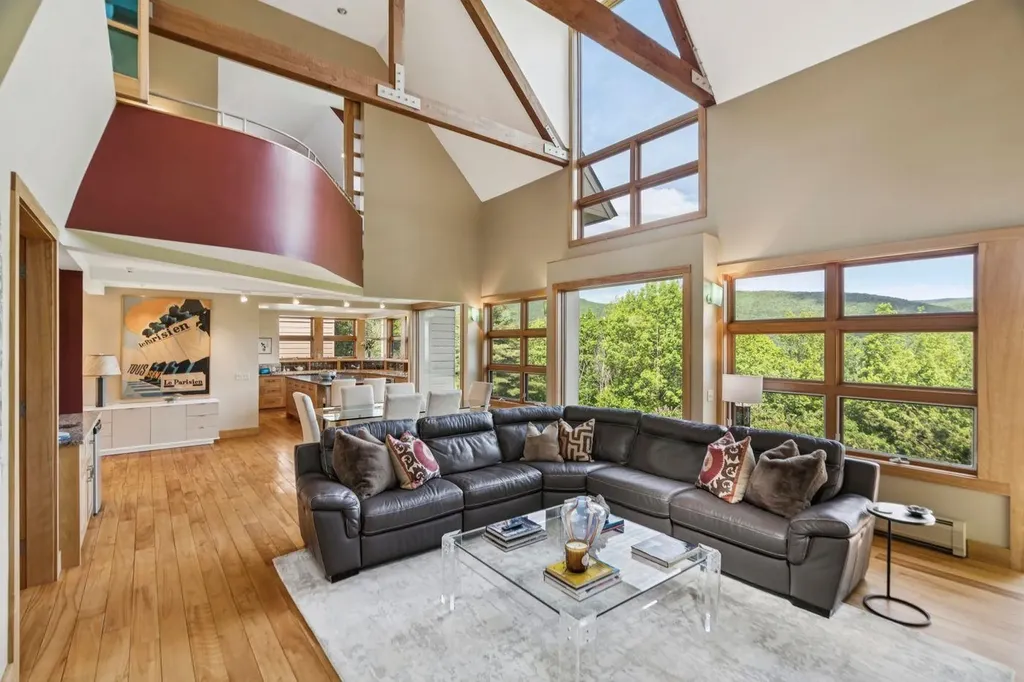 655 Squirrel Hollow Road Dorset VT 05253