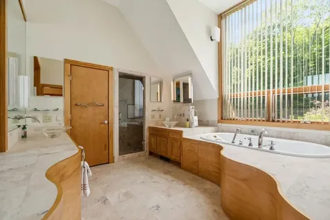 655 Squirrel Hollow Road Dorset VT 05253
