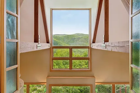 655 Squirrel Hollow Road Dorset VT 05253