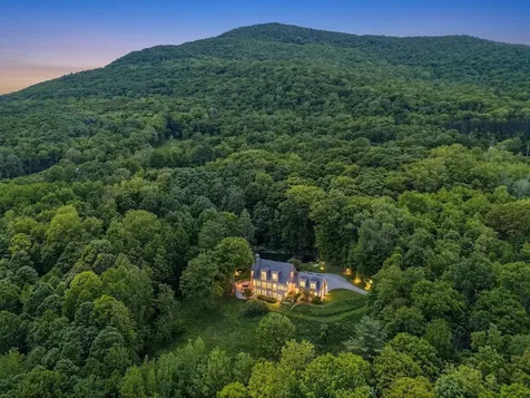 655 Squirrel Hollow Road Dorset VT 05253