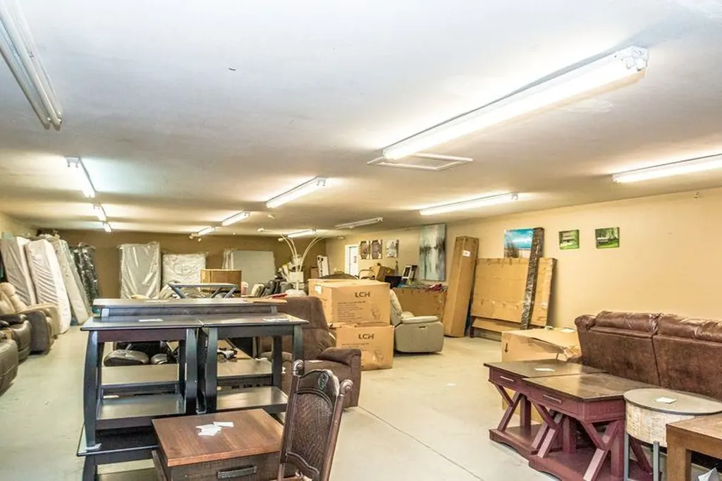 85 Milton Road Rochester NH 03867