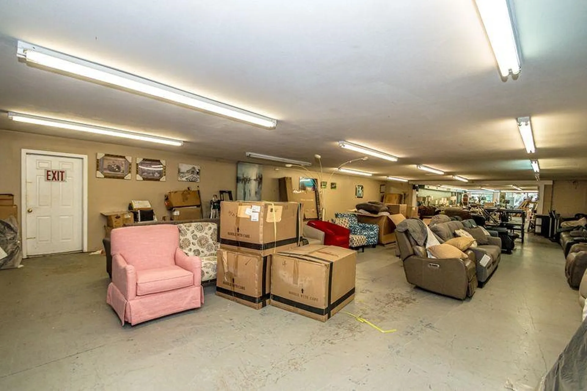 85 Milton Road Rochester NH 03867