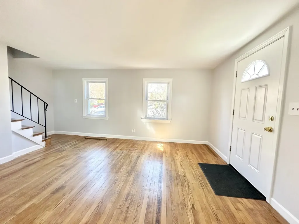 84 Mary Ann Road Manchester NH 03104