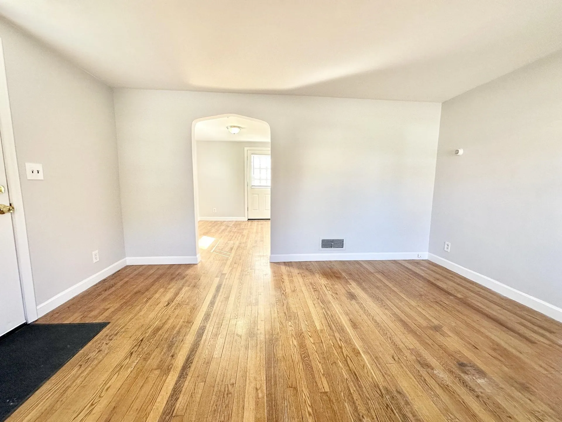 84 Mary Ann Road Manchester NH 03104