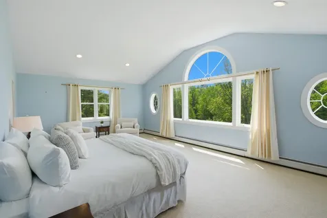 42 Blackberry Lane Jamaica VT 05343