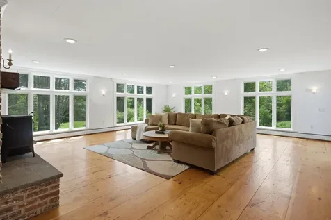 42 Blackberry Lane Jamaica VT 05343