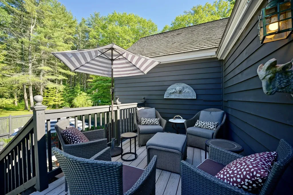 129 Mill Road North Hampton NH 03862