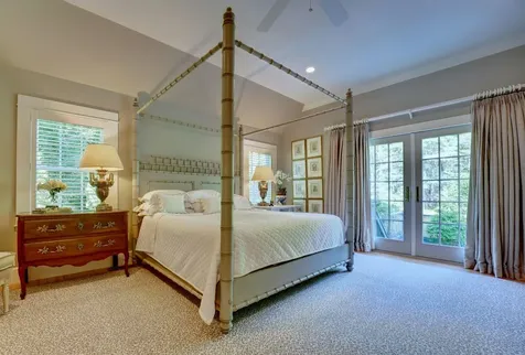 129 Mill Road North Hampton NH 03862
