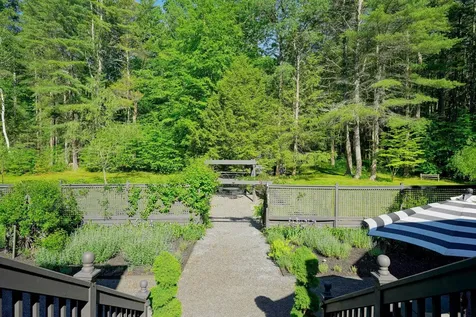 129 Mill Road North Hampton NH 03862