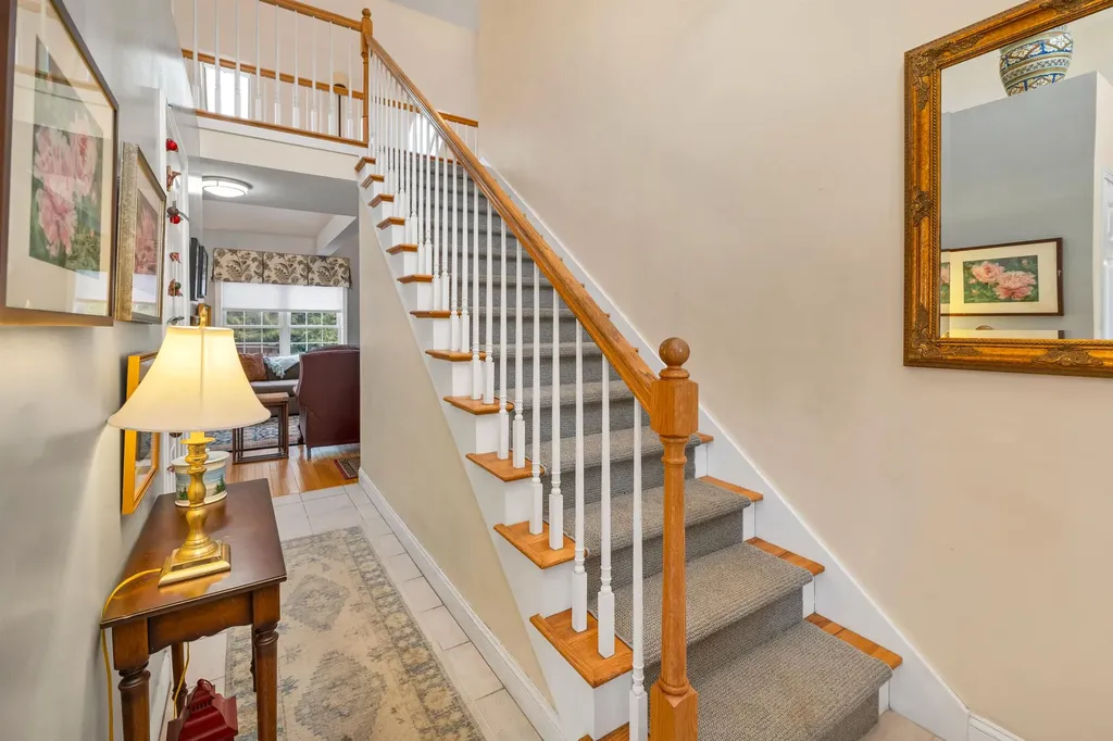 16 Dunlin Way Portsmouth NH 03801