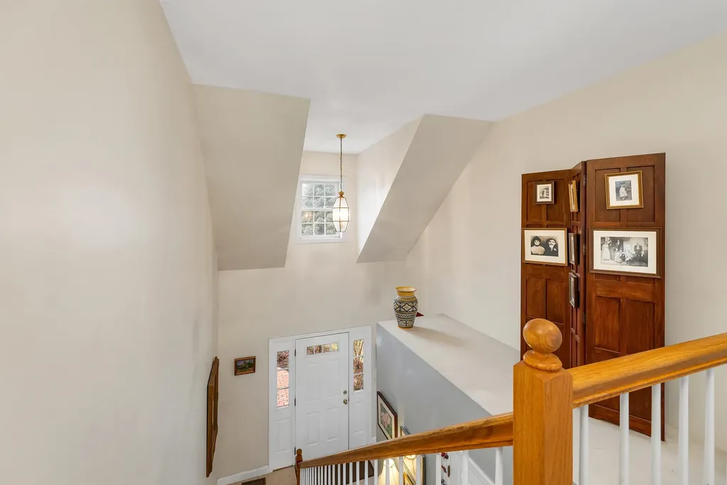 16 Dunlin Way Portsmouth NH 03801