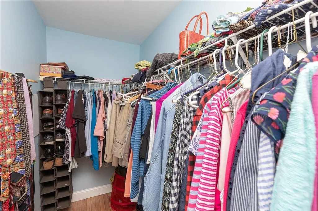 16 Dunlin Way Portsmouth NH 03801