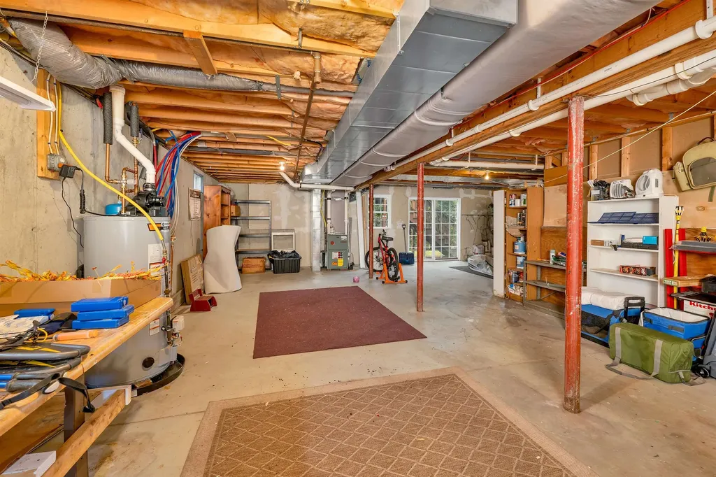 16 Dunlin Way Portsmouth NH 03801