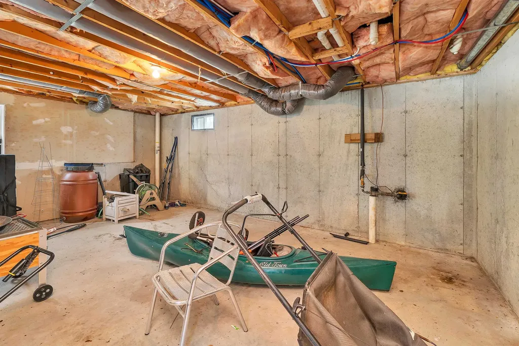 16 Dunlin Way Portsmouth NH 03801