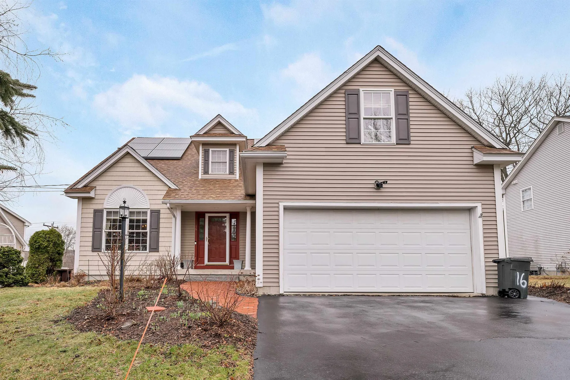 16 Dunlin Way Portsmouth NH 03801