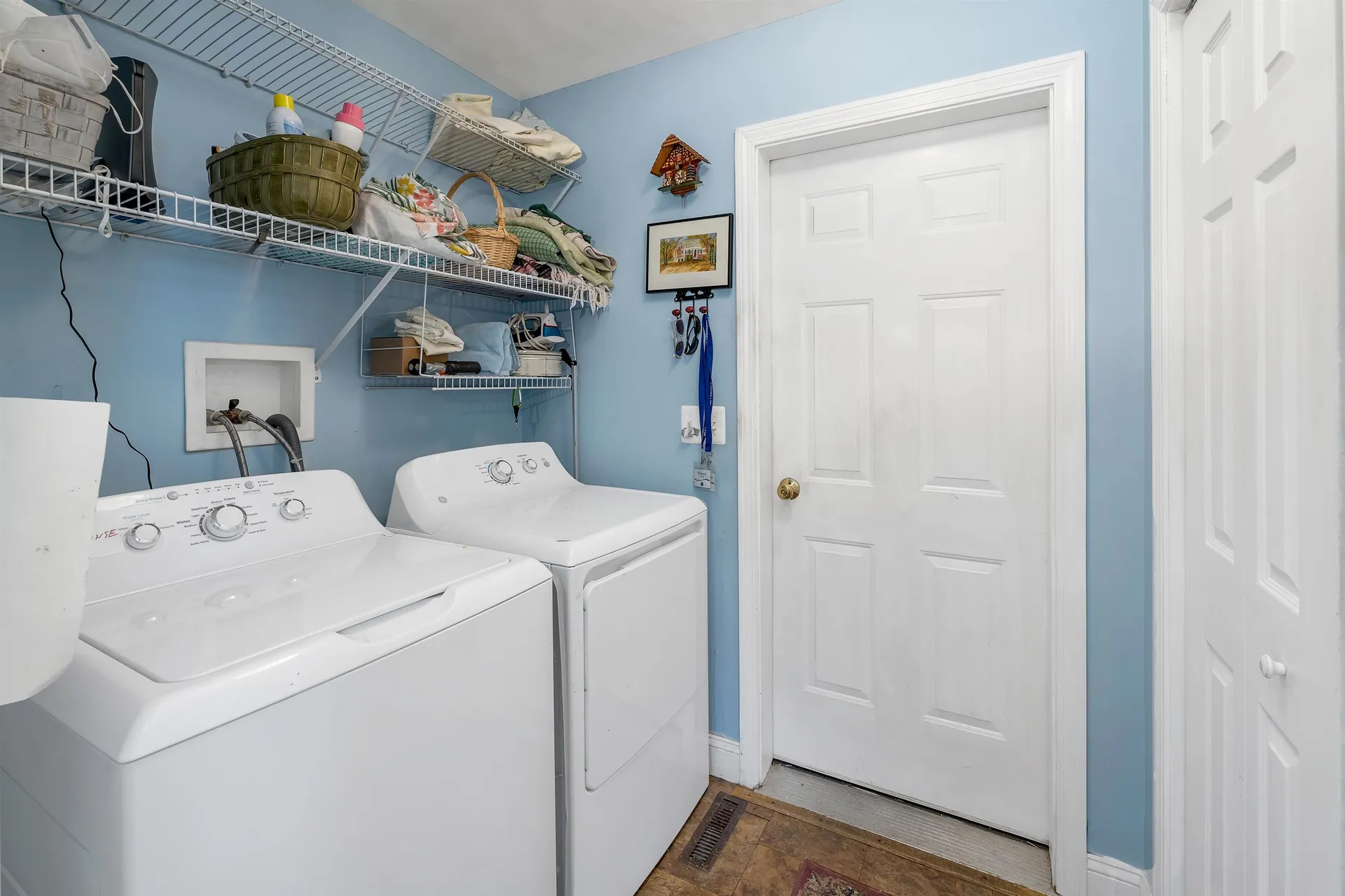 16 Dunlin Way Portsmouth NH 03801