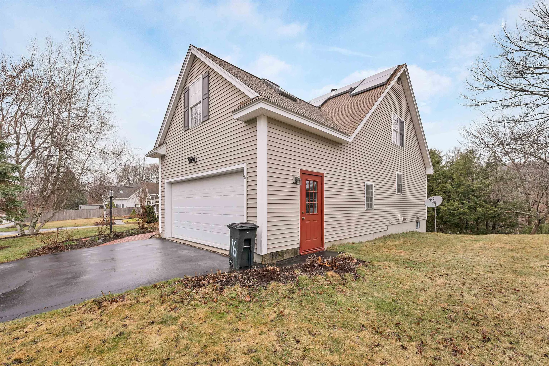 16 Dunlin Way Portsmouth NH 03801