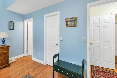 16 Dunlin Way Portsmouth NH 03801