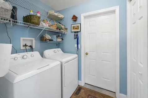 16 Dunlin Way Portsmouth NH 03801
