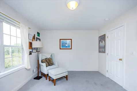 16 Dunlin Way Portsmouth NH 03801