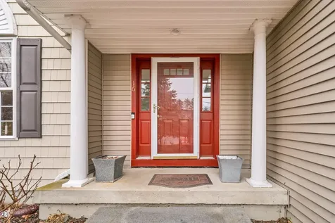16 Dunlin Way Portsmouth NH 03801