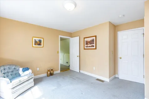 16 Dunlin Way Portsmouth NH 03801