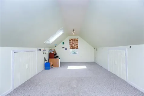 16 Dunlin Way Portsmouth NH 03801