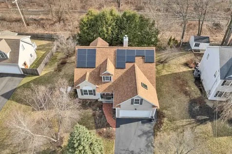 16 Dunlin Way Portsmouth NH 03801