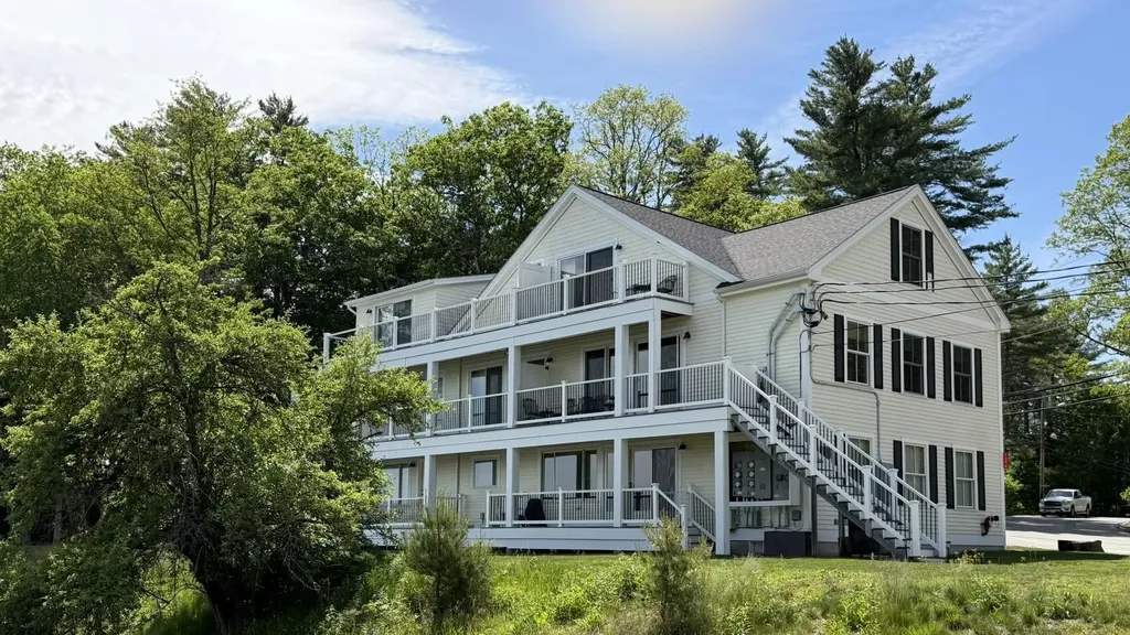 1374 Village Road Madison NH 03875