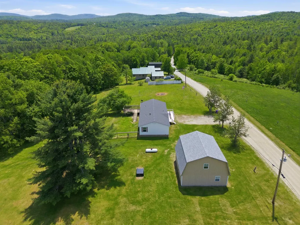 156 Skyline Road Unity NH 03773