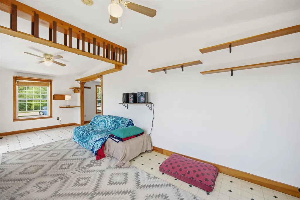 156 Skyline Road Unity NH 03773