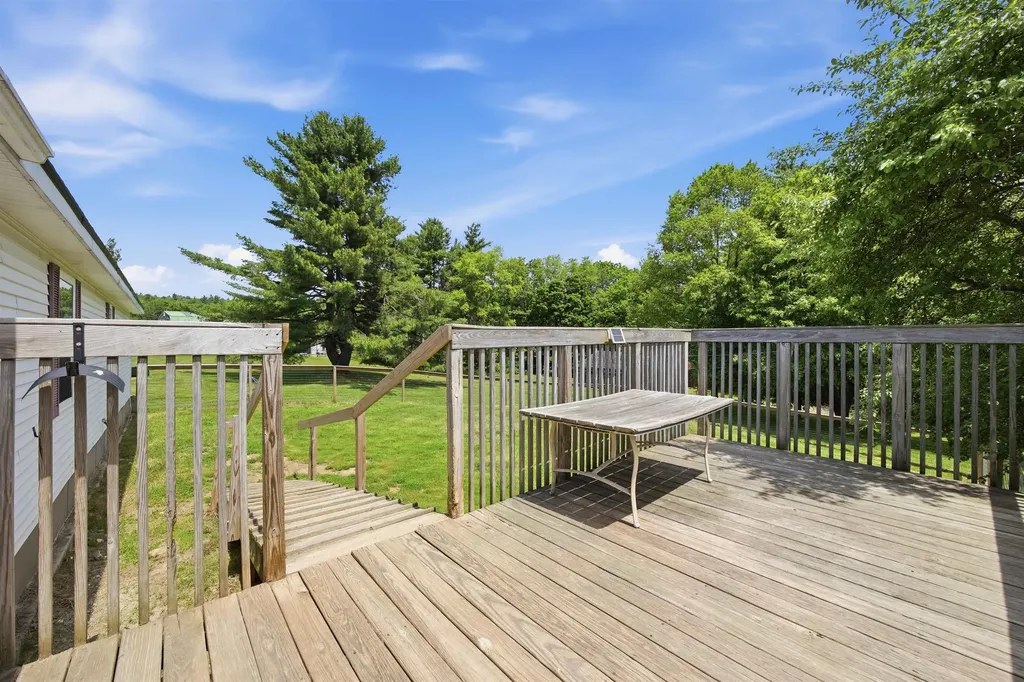 156 Skyline Road Unity NH 03773