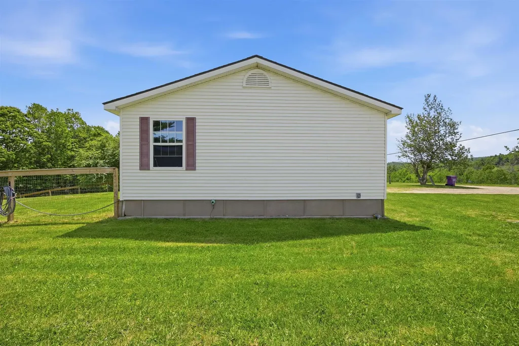 156 Skyline Road Unity NH 03773