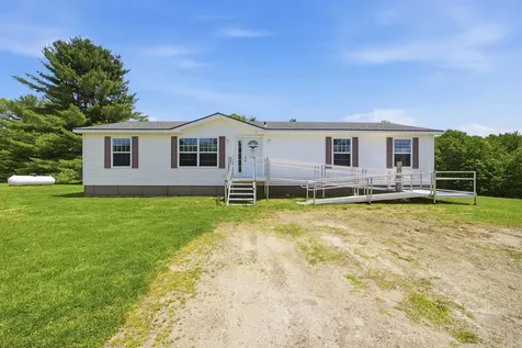 156 Skyline Road Unity NH 03773