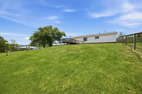 156 Skyline Road Unity NH 03773