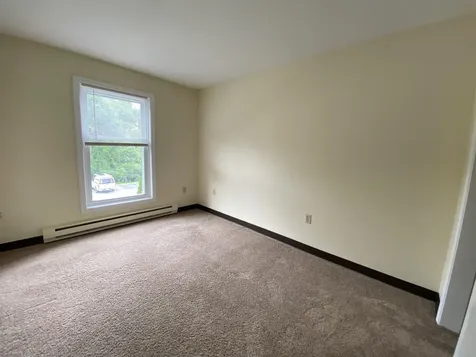 143 Eastern Avenue Manchester NH 03104
