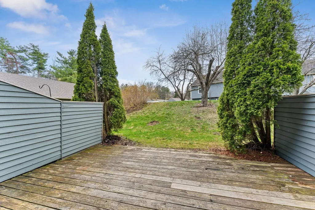 64 Pine Ledge Court Burlington VT 05401