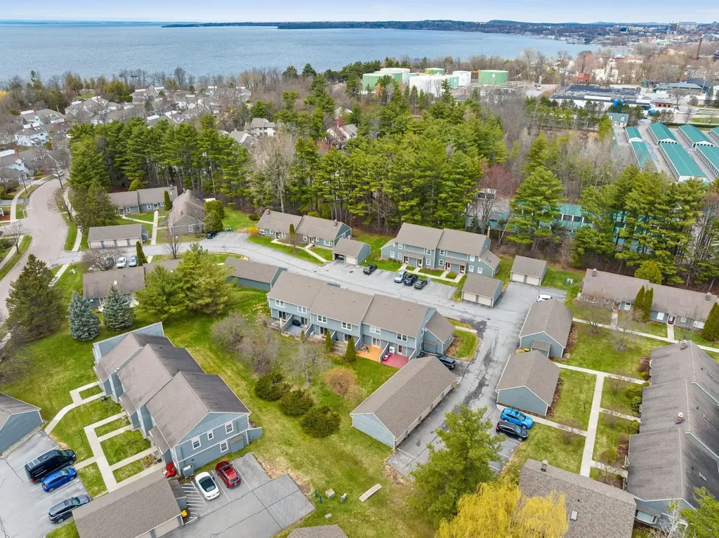 64 Pine Ledge Court Burlington VT 05401